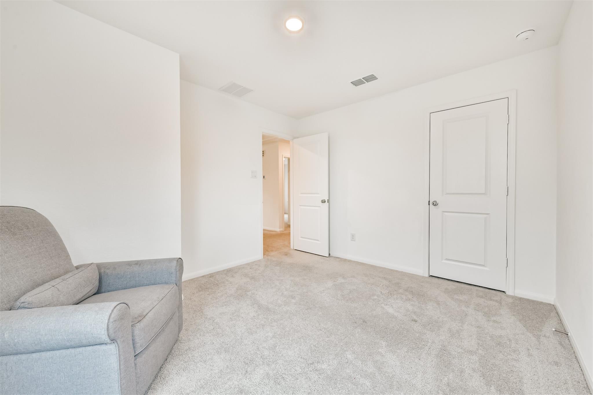 1919 Quiet Garden Lane