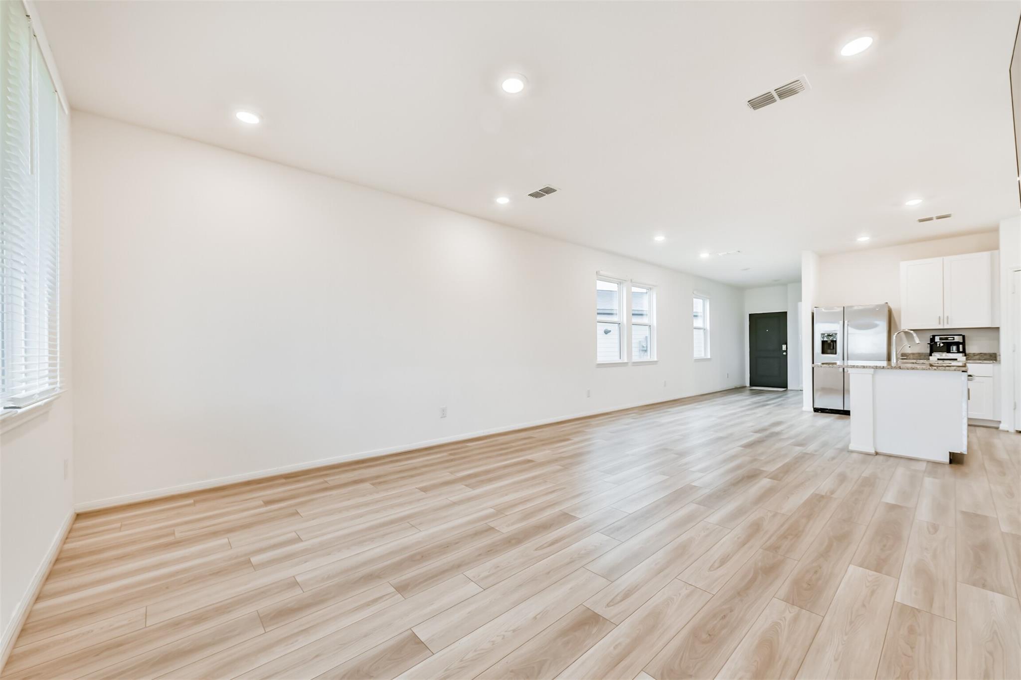 1919 Quiet Garden Lane