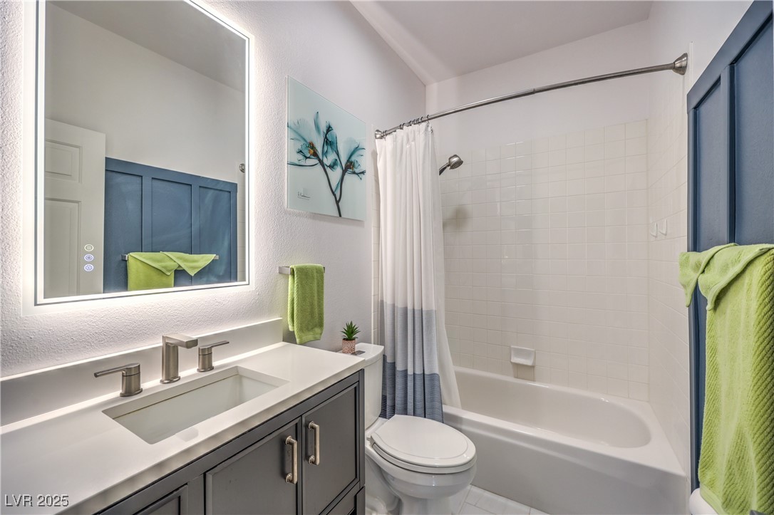 9685 Midnight Sun Avenue