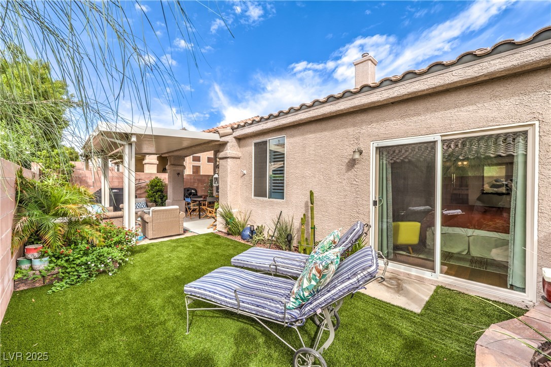 9685 Midnight Sun Avenue