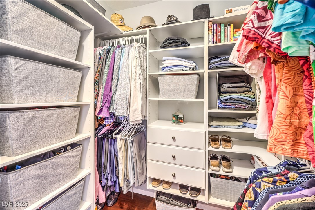 9685 Midnight Sun Avenue