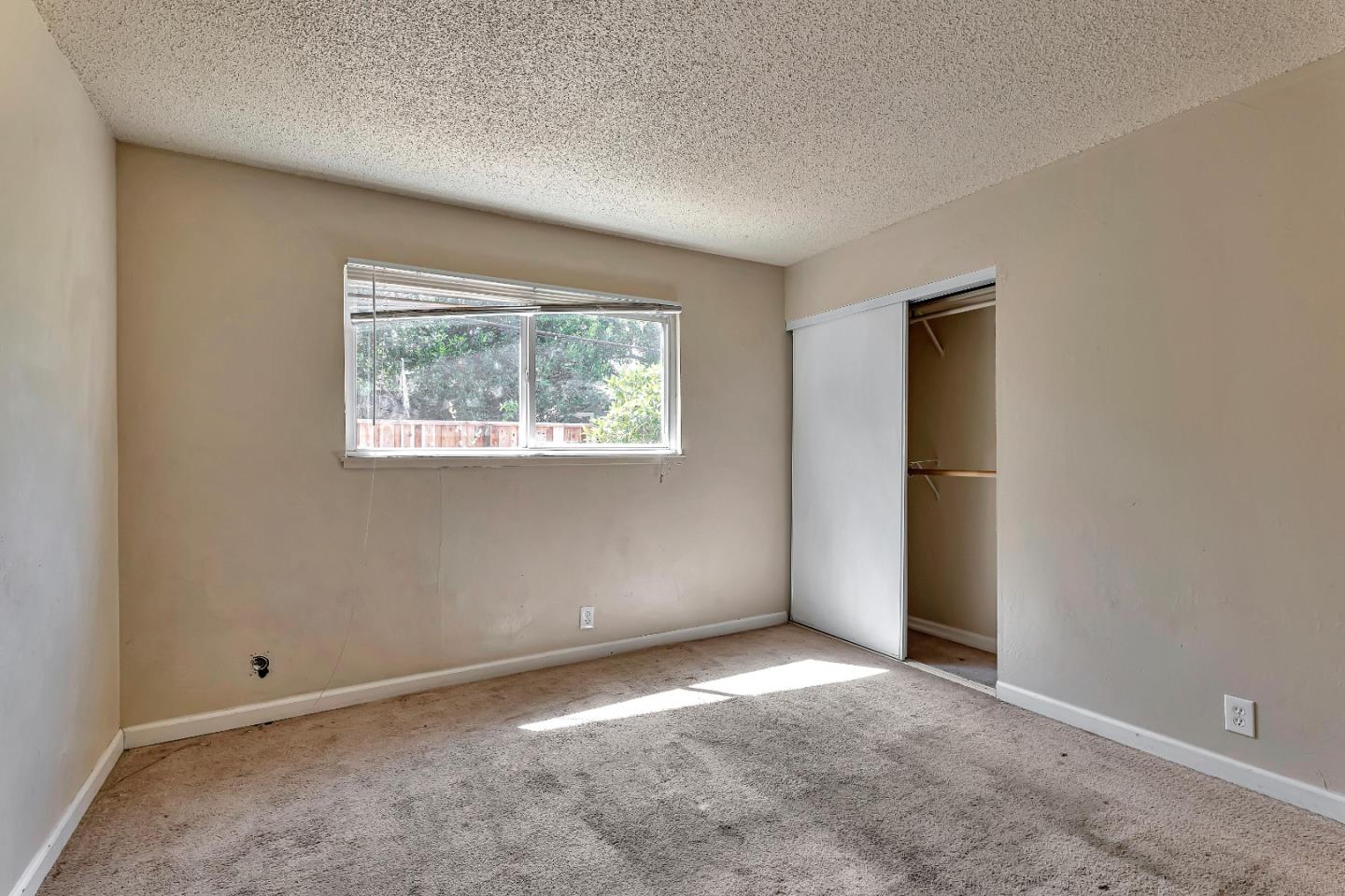 1594 Nickel AVE
