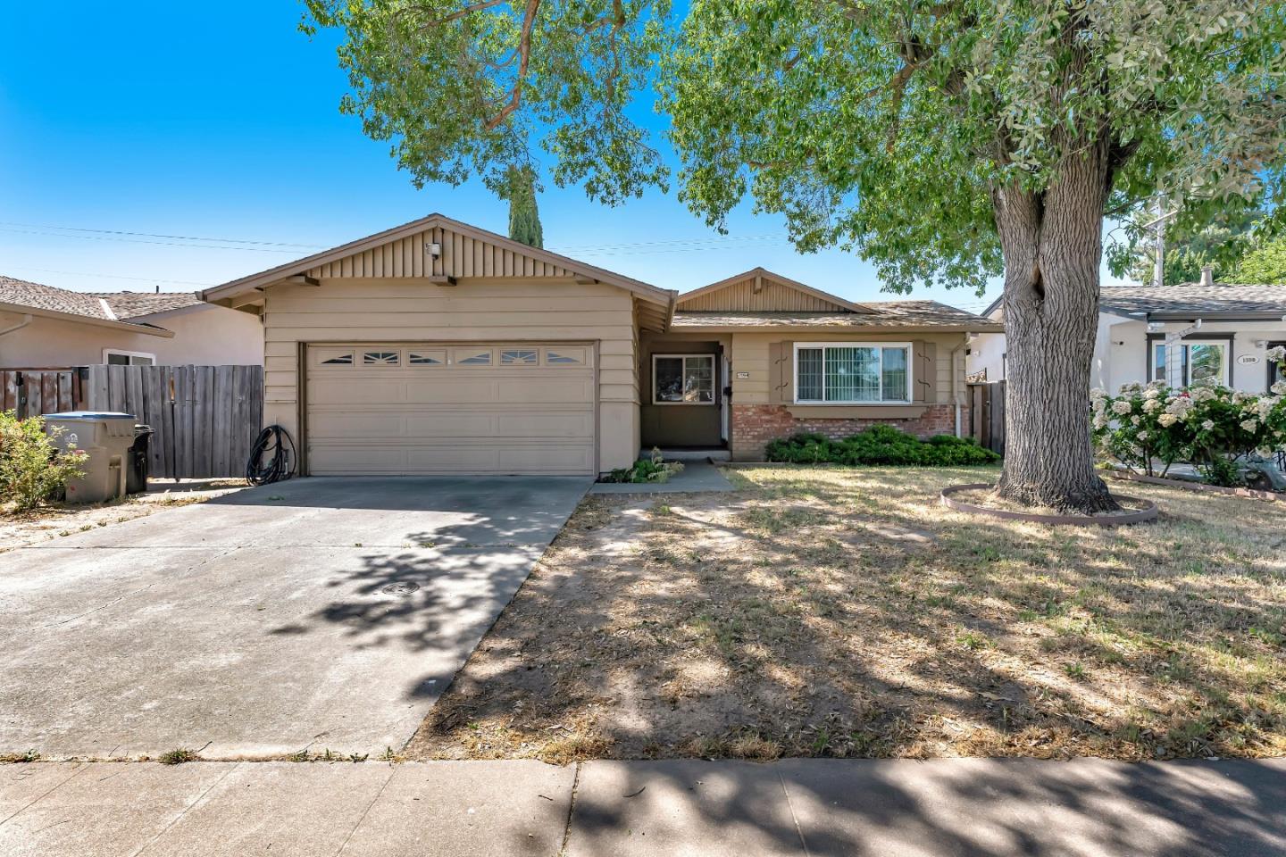 1594 Nickel AVE