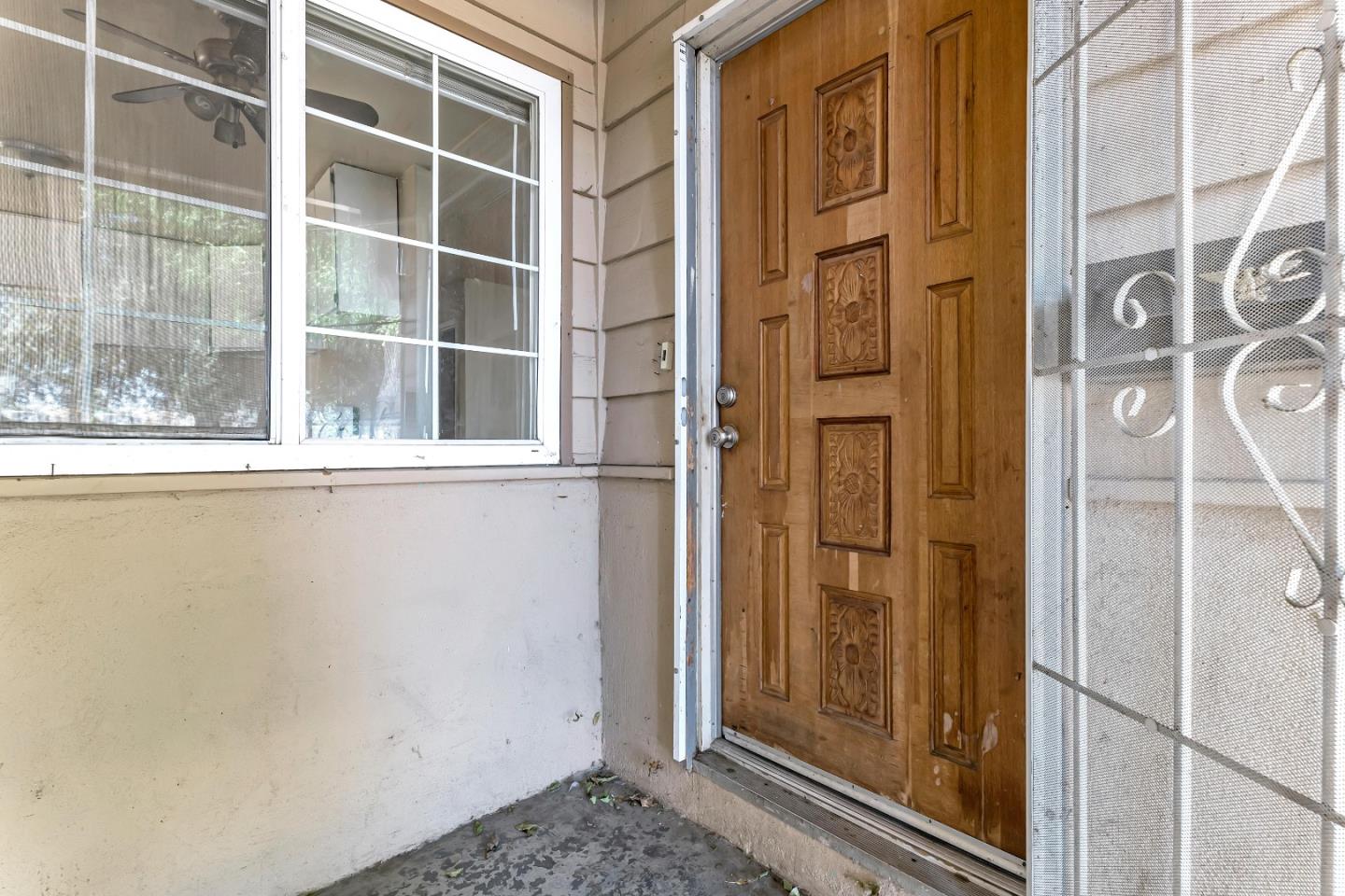 1594 Nickel AVE