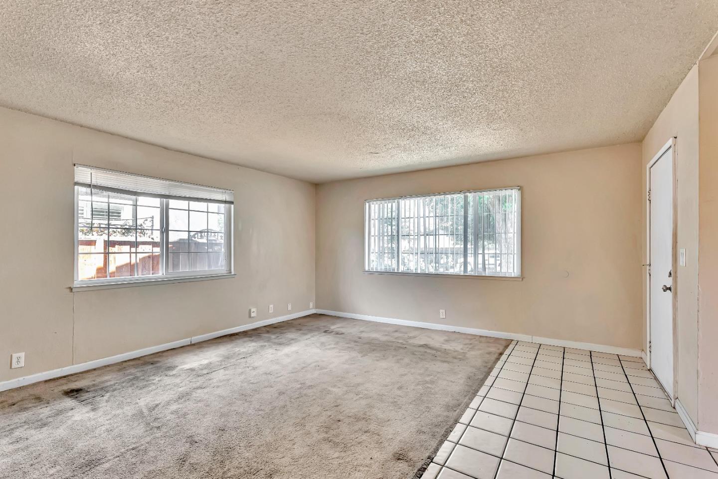 1594 Nickel AVE