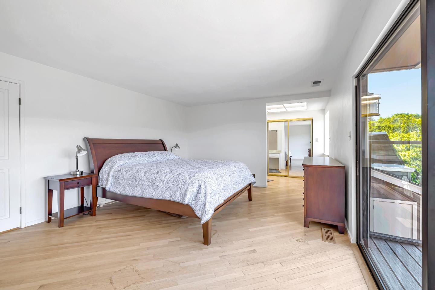 2426 Hastings DR