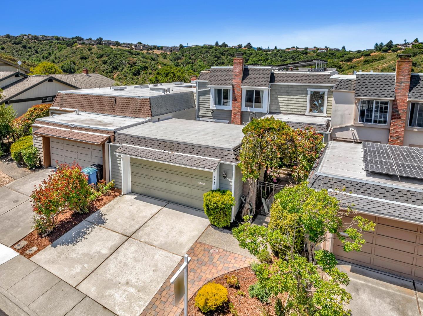 2426 Hastings DR