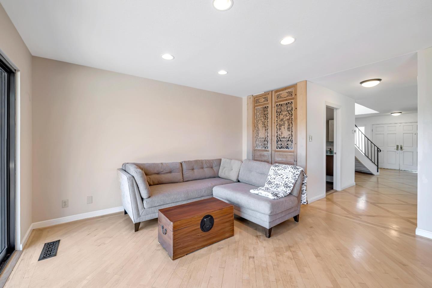 2426 Hastings DR