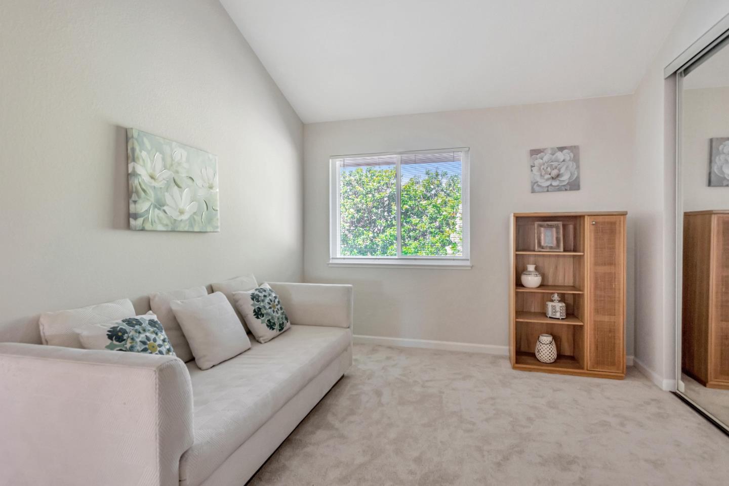 264 Bonita LN