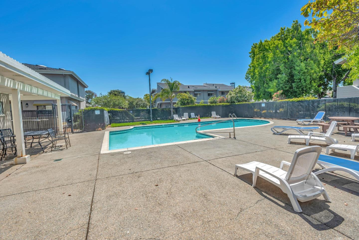 264 Bonita LN