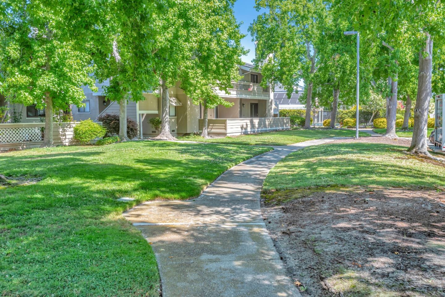 264 Bonita LN