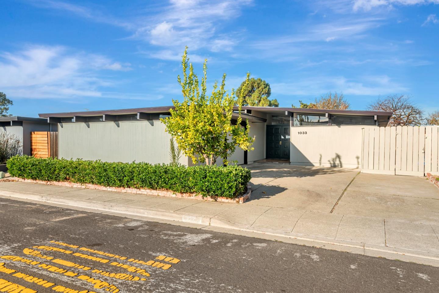 1033 Egret ST