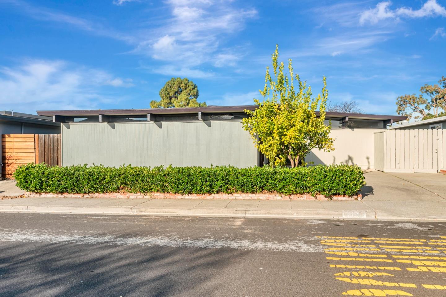 1033 Egret ST