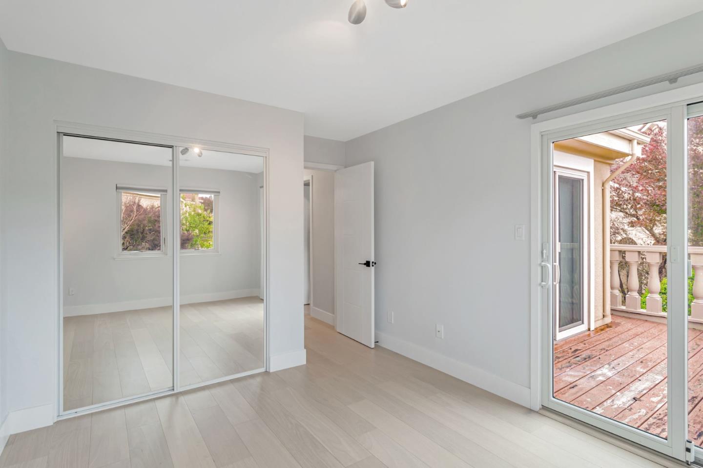 9 Bellflower LN