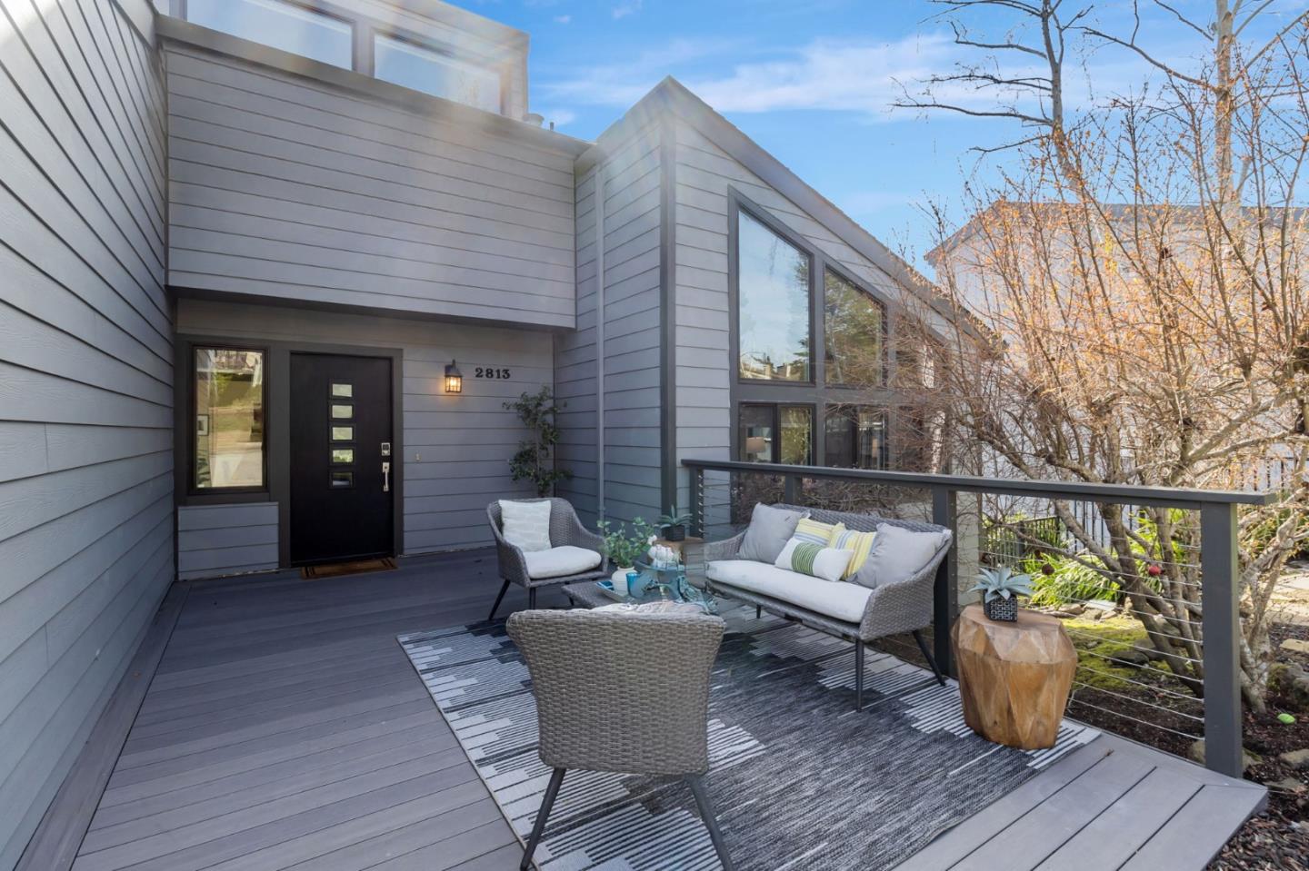 2813 Alhambra DR