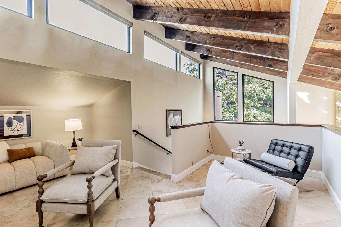 2813 Alhambra DR