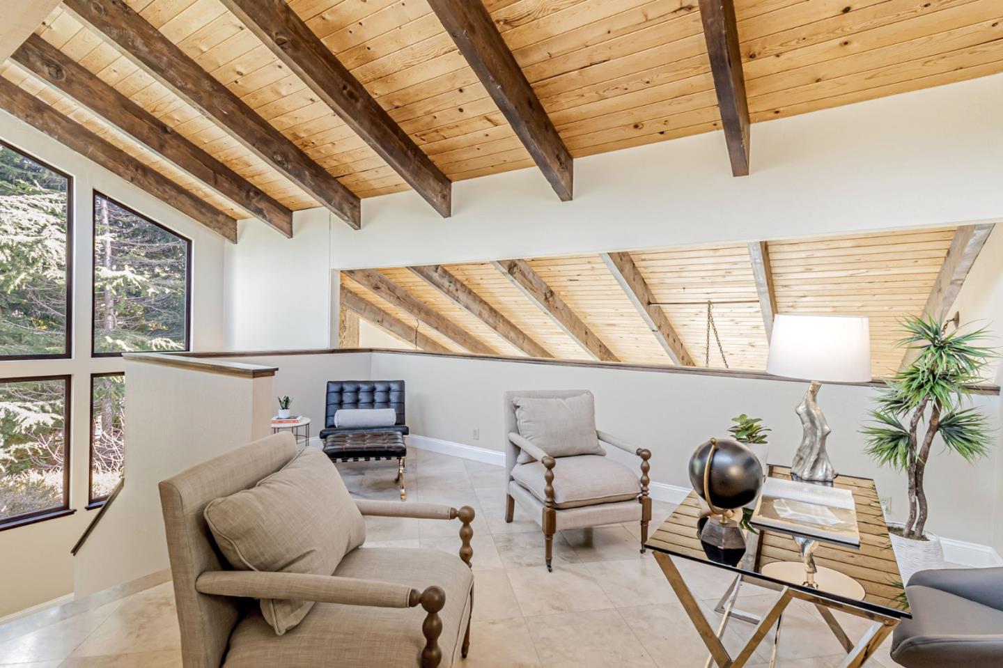 2813 Alhambra DR
