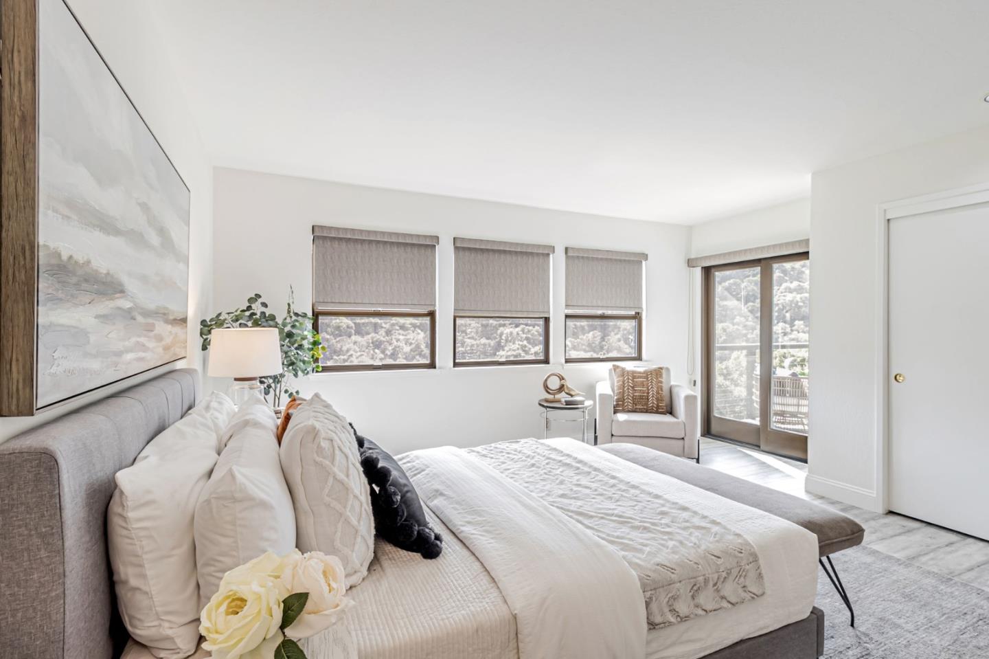 2813 Alhambra DR
