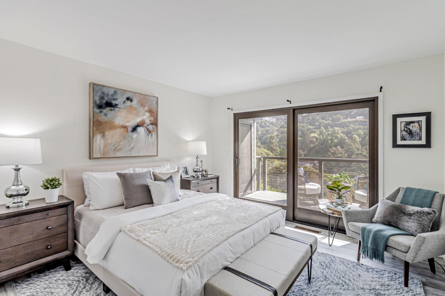 2813 Alhambra DR