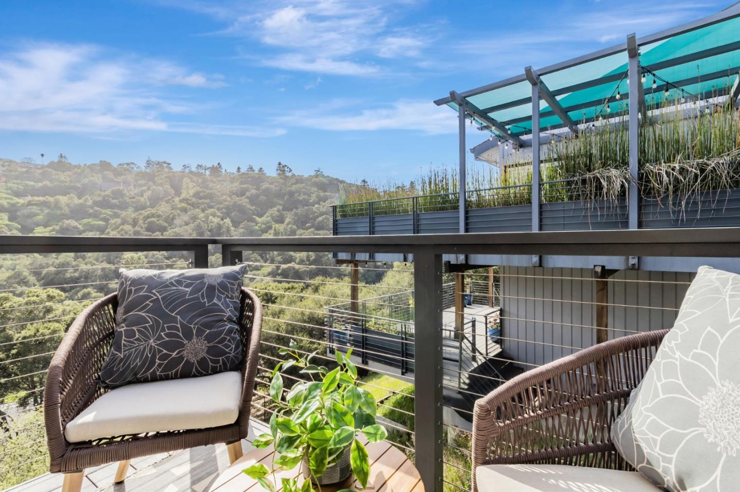 2813 Alhambra DR