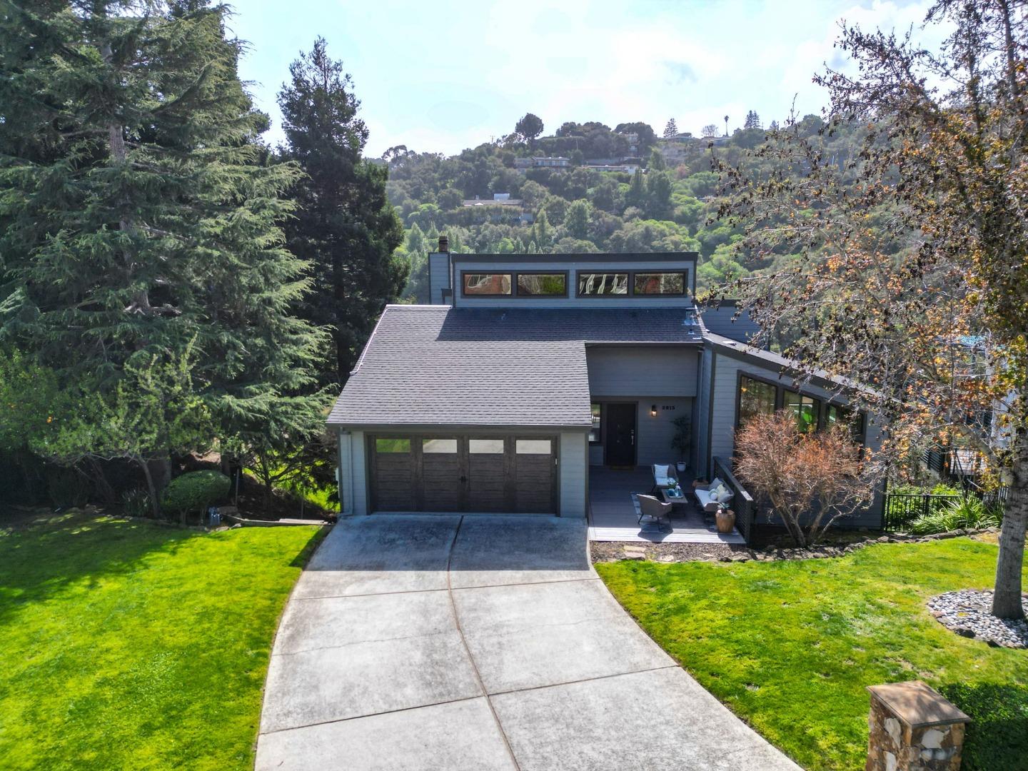 2813 Alhambra DR
