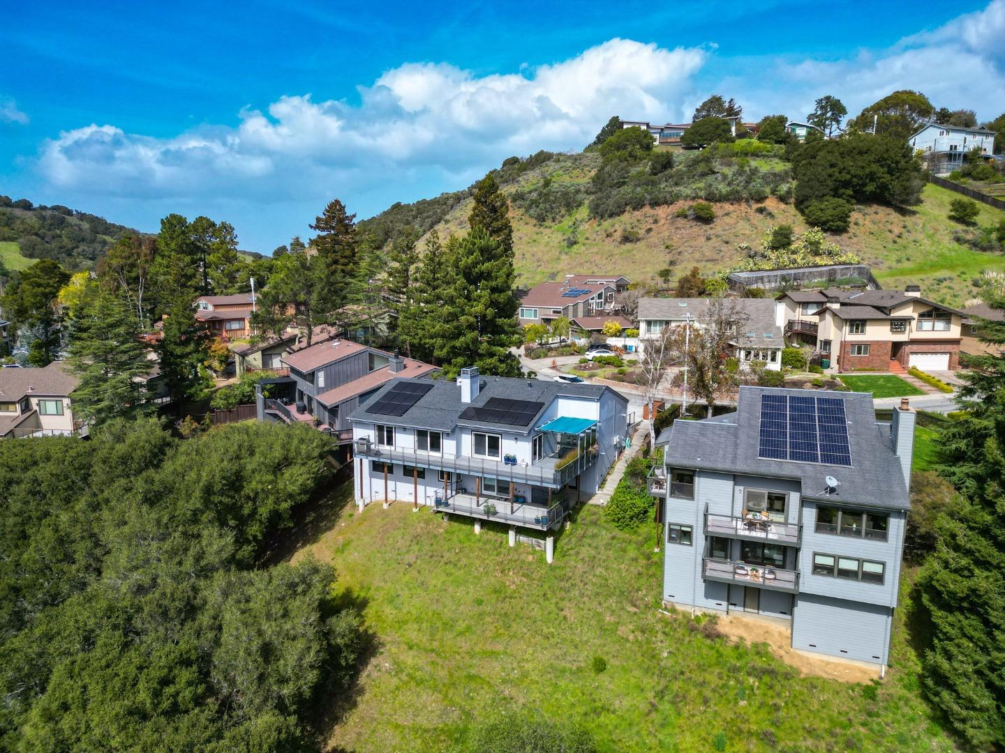 2813 Alhambra DR