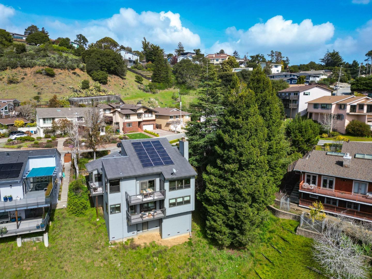 2813 Alhambra DR