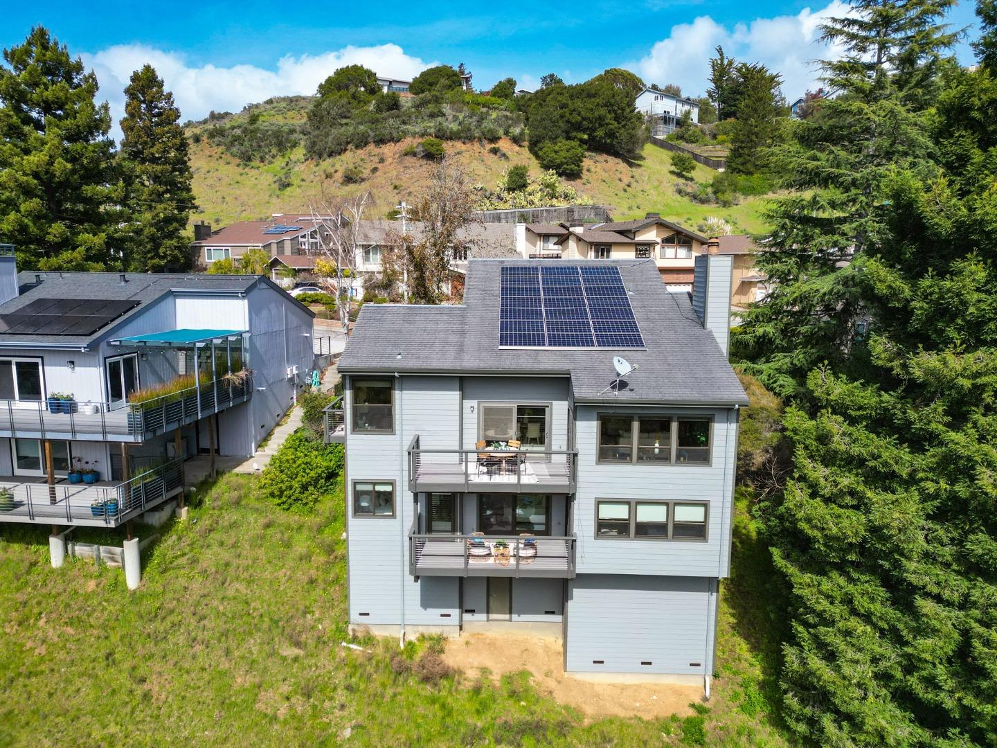 2813 Alhambra DR