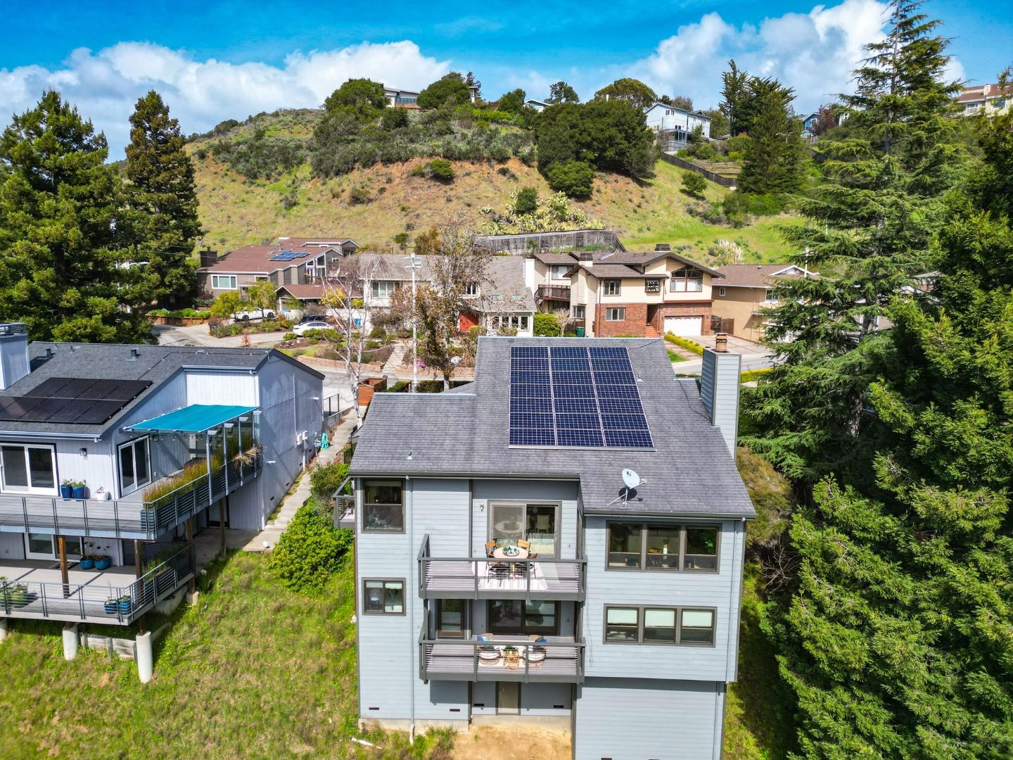 2813 Alhambra DR