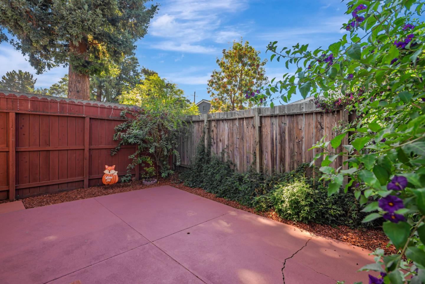 250 San Carlos Avenue