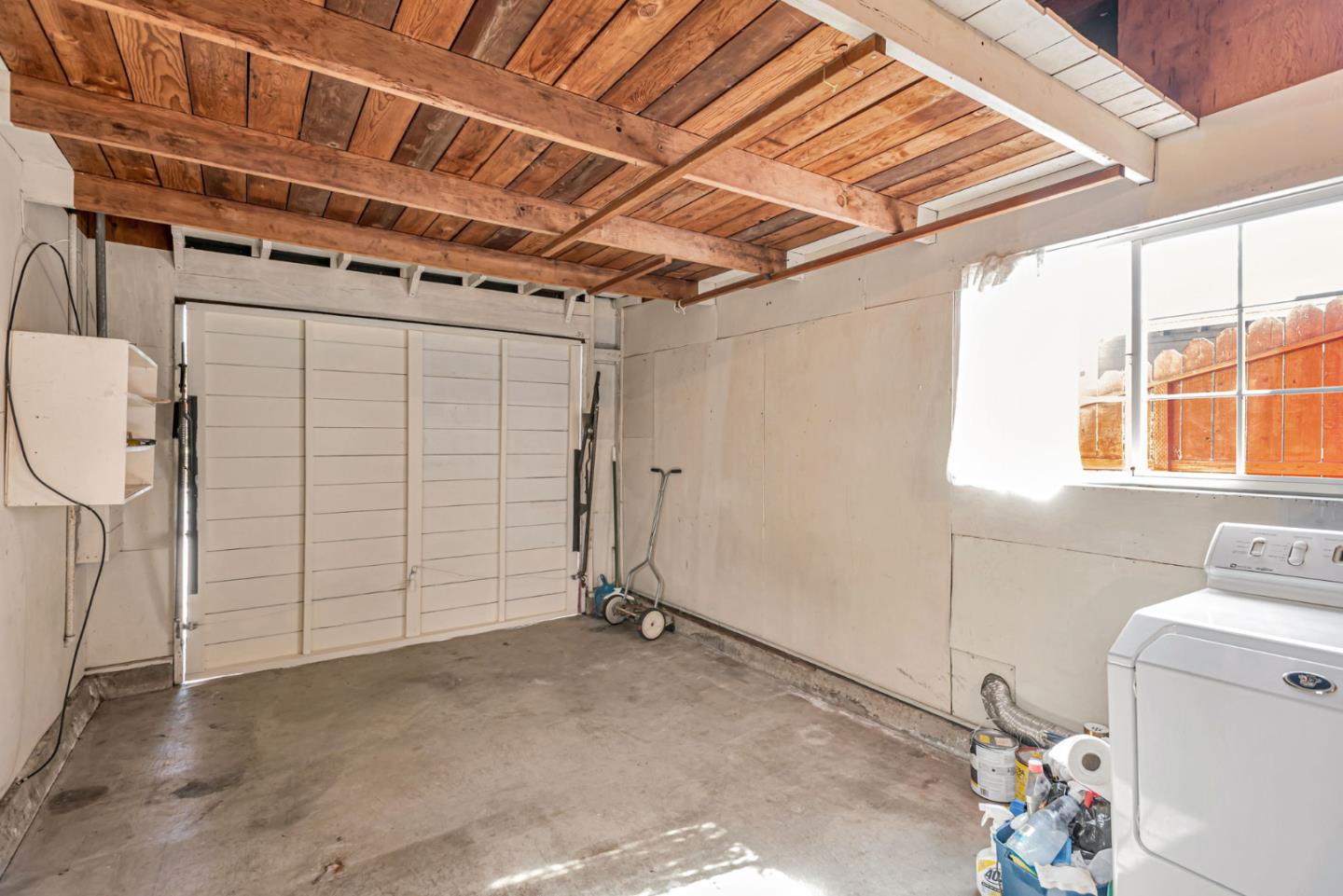 250 San Carlos Avenue