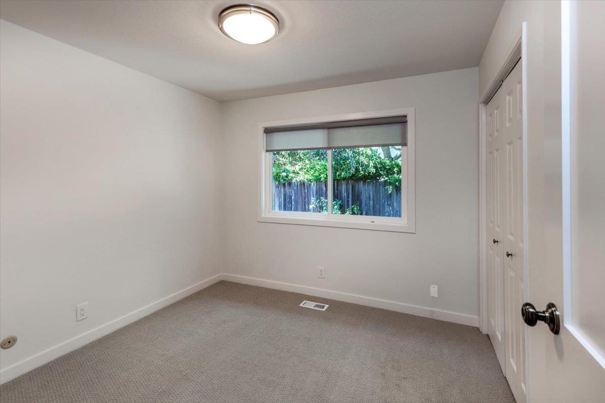1375 Sprig Court