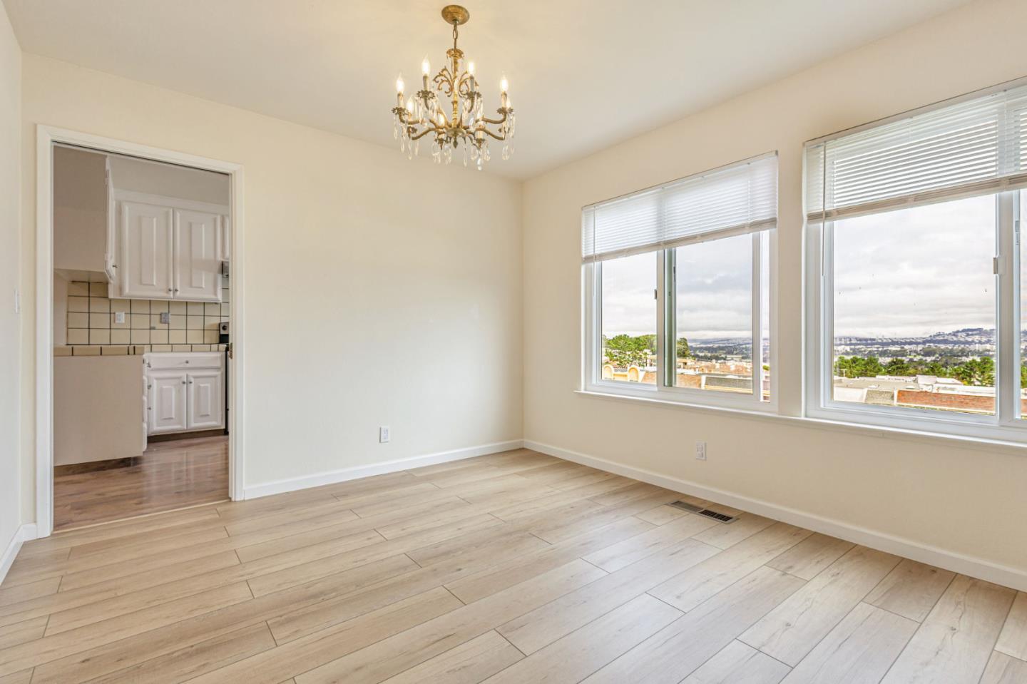 36 Saint James Court