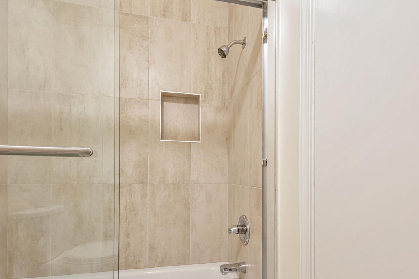 36 Saint James Court