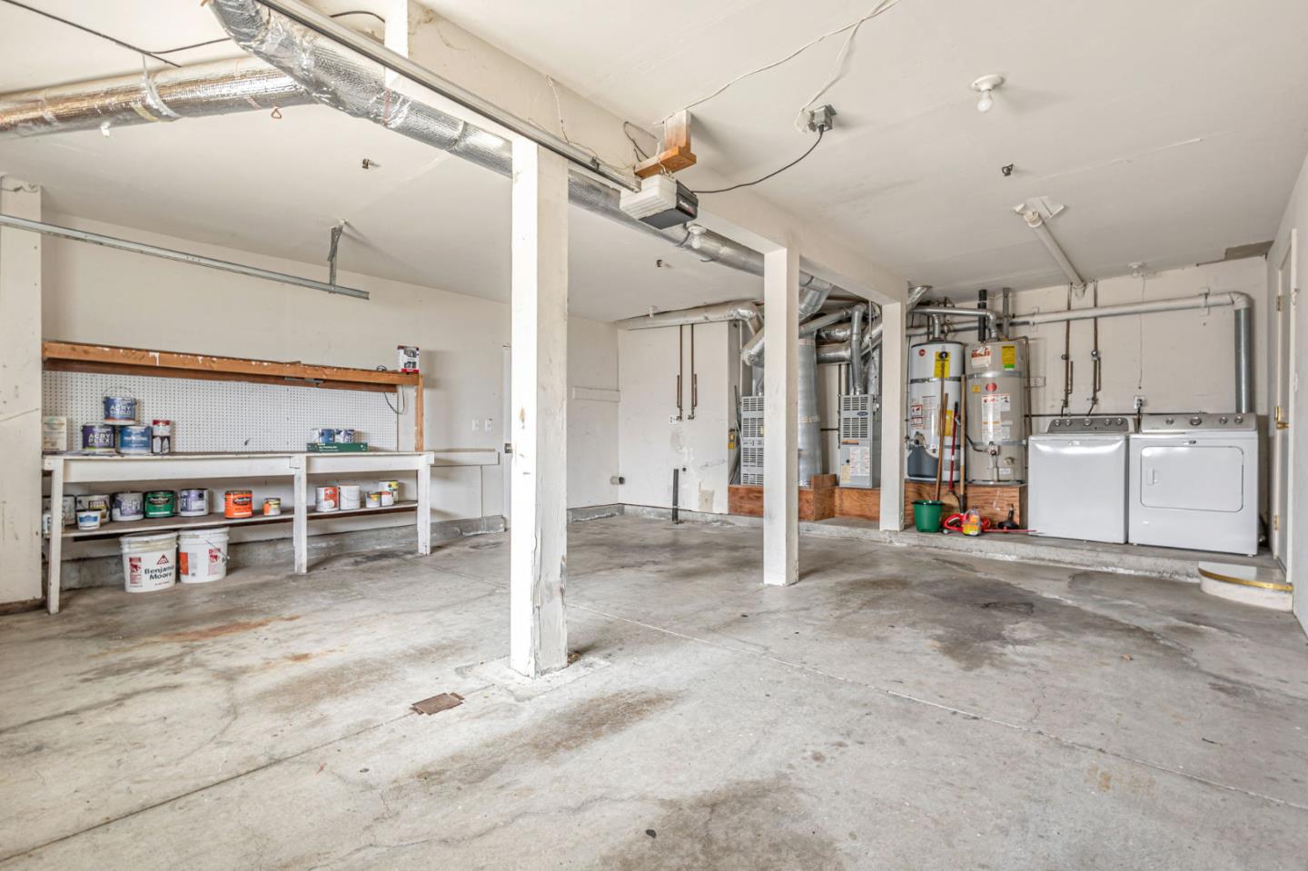 36 Saint James Court