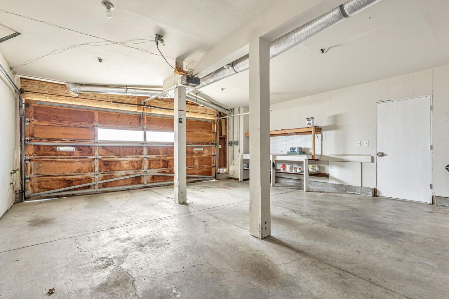 36 Saint James Court