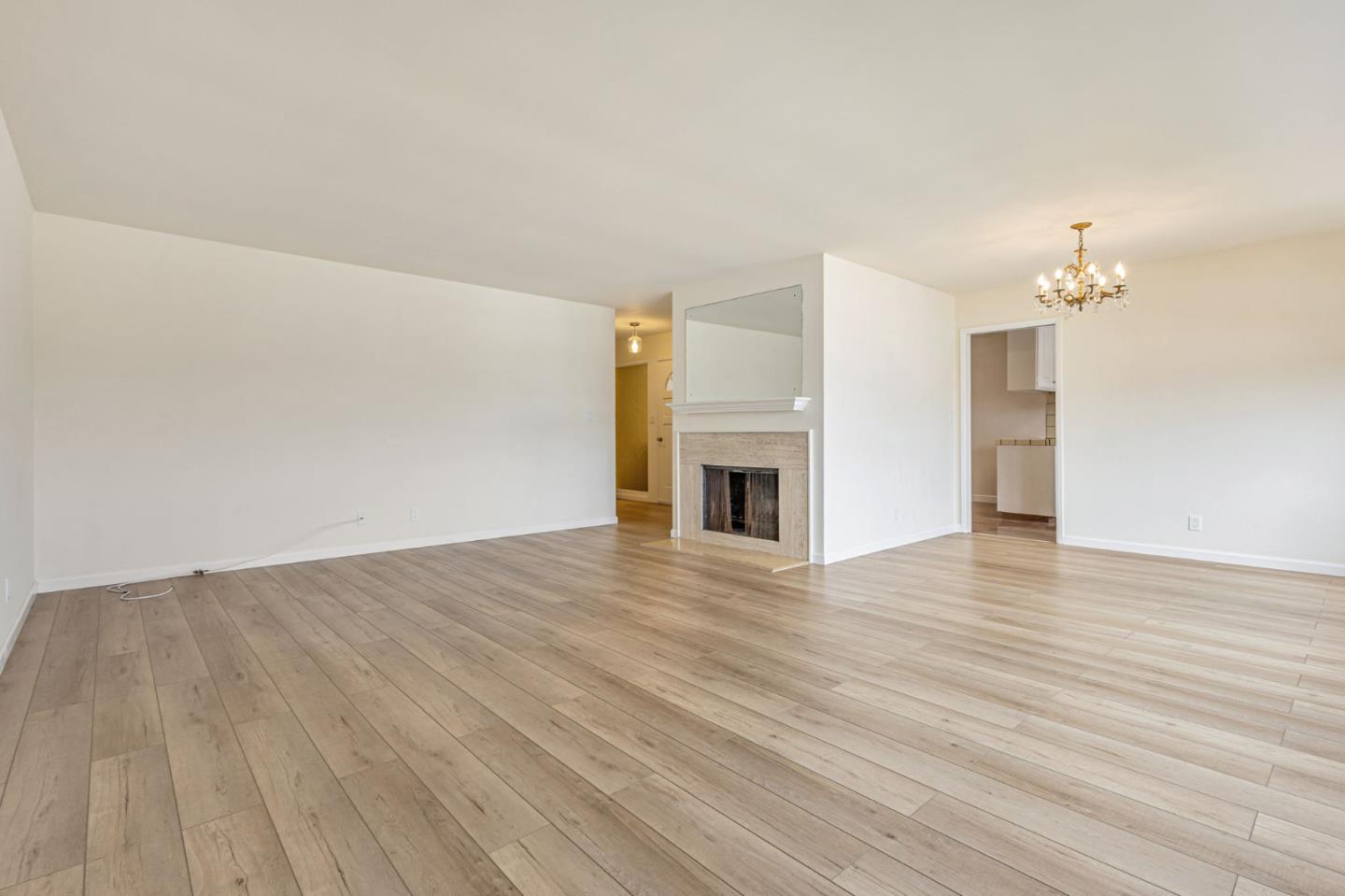 36 Saint James Court