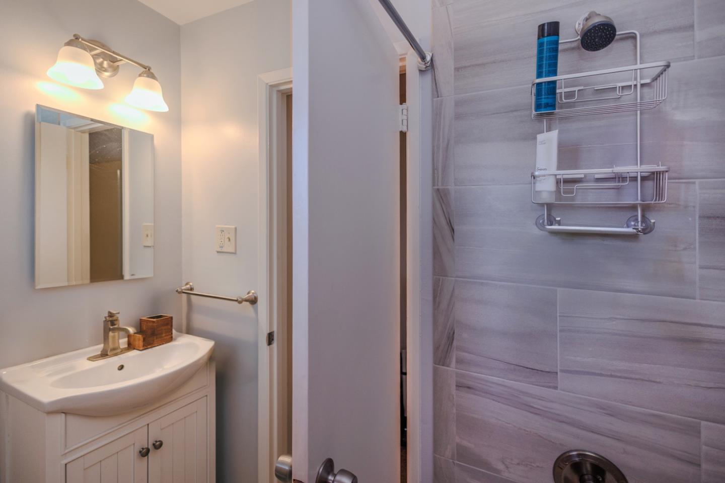94 East 39th Avenue