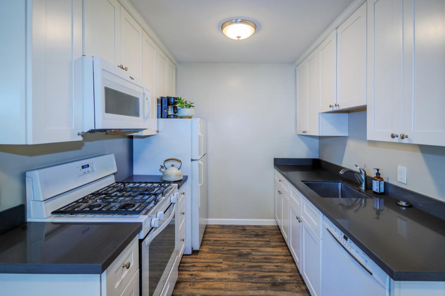 94 East 39th Avenue
