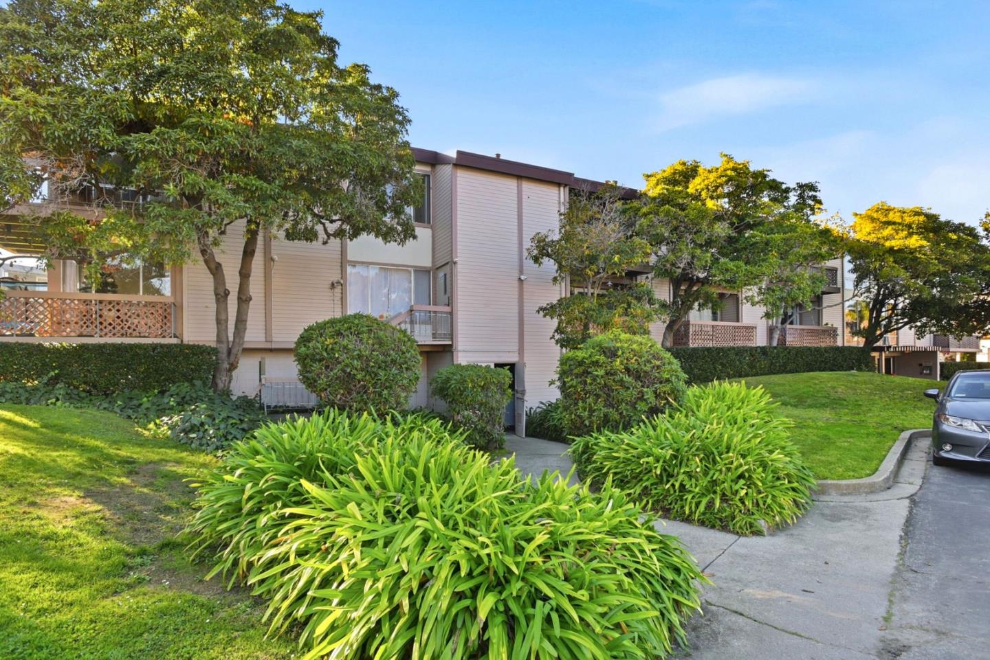 707 Fathom Drive