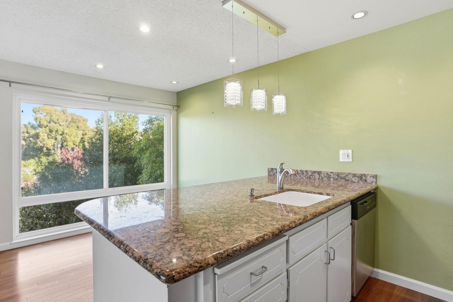 707 Fathom Drive