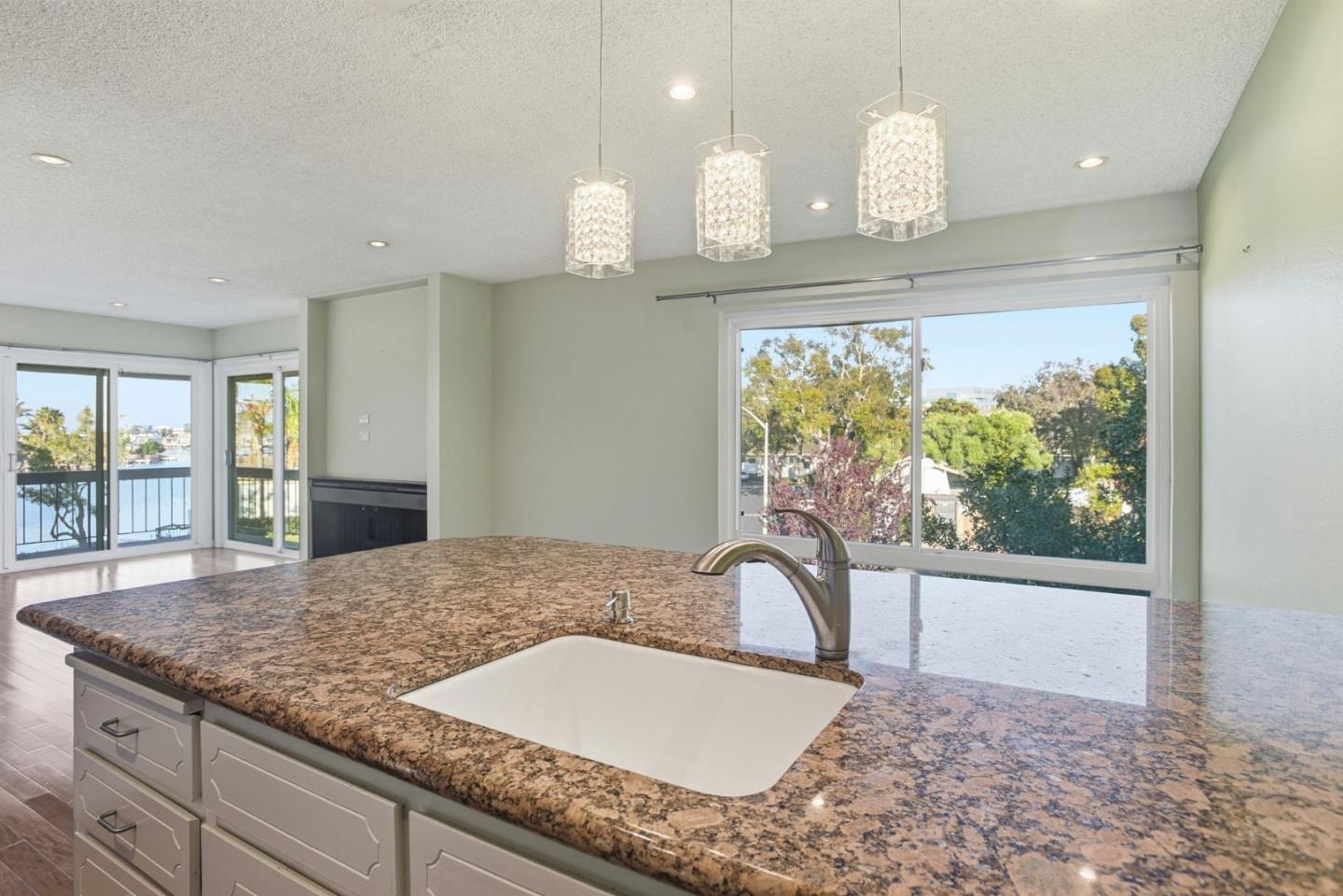 707 Fathom Drive