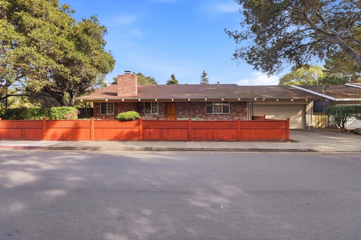 1001 Maywood Drive