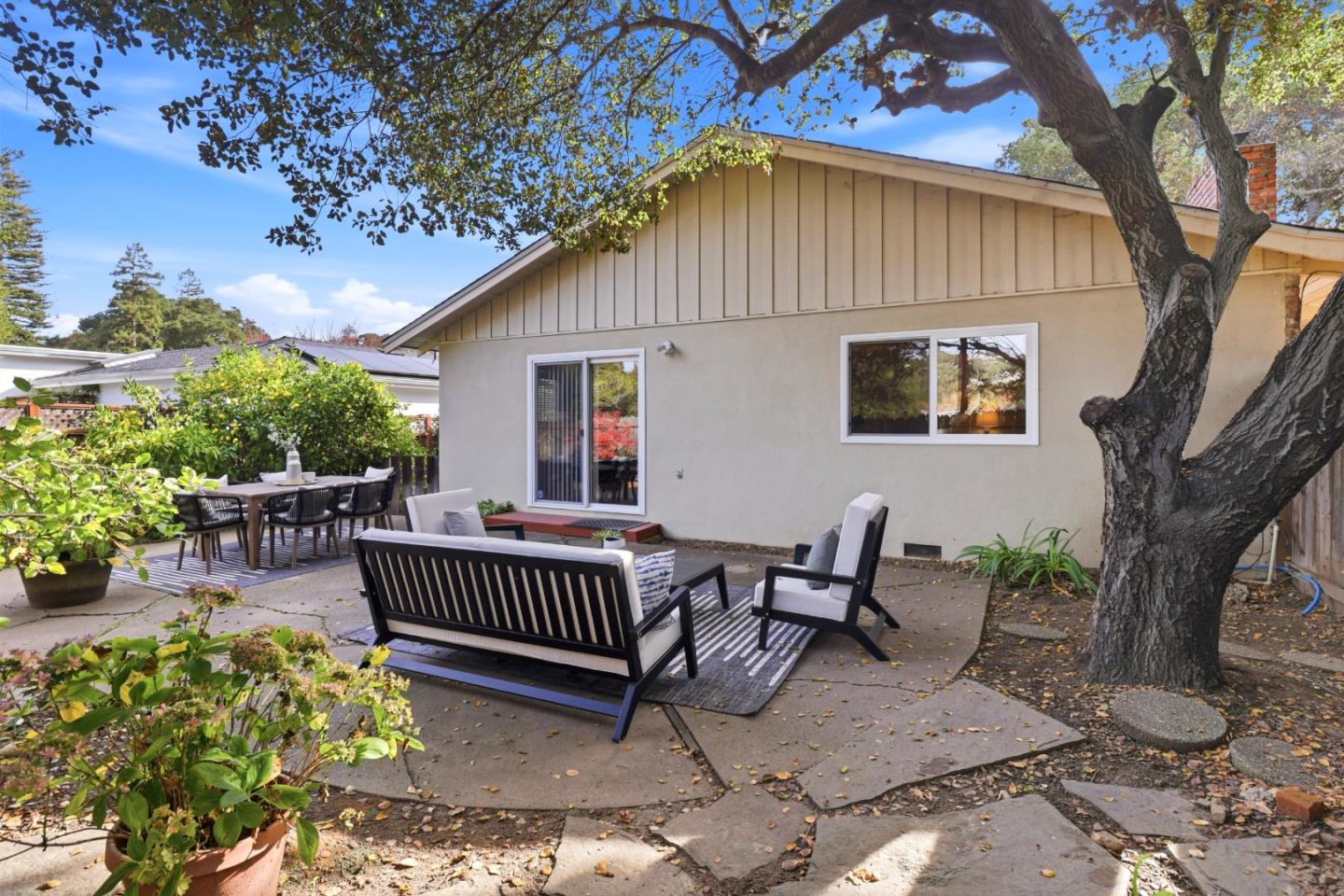 1001 Maywood Drive