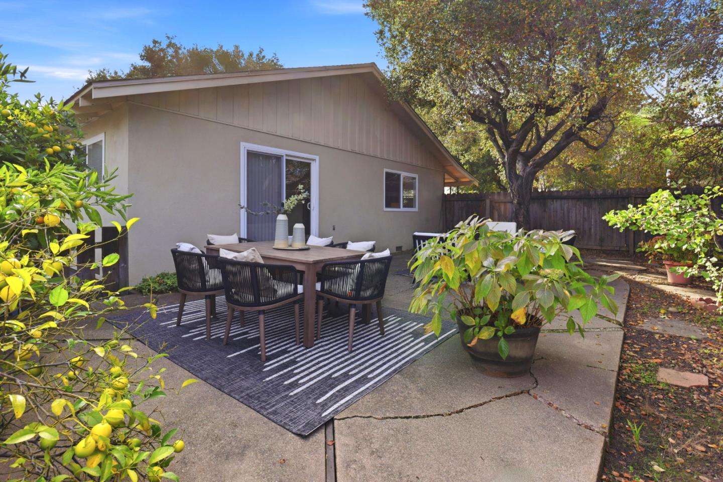 1001 Maywood Drive