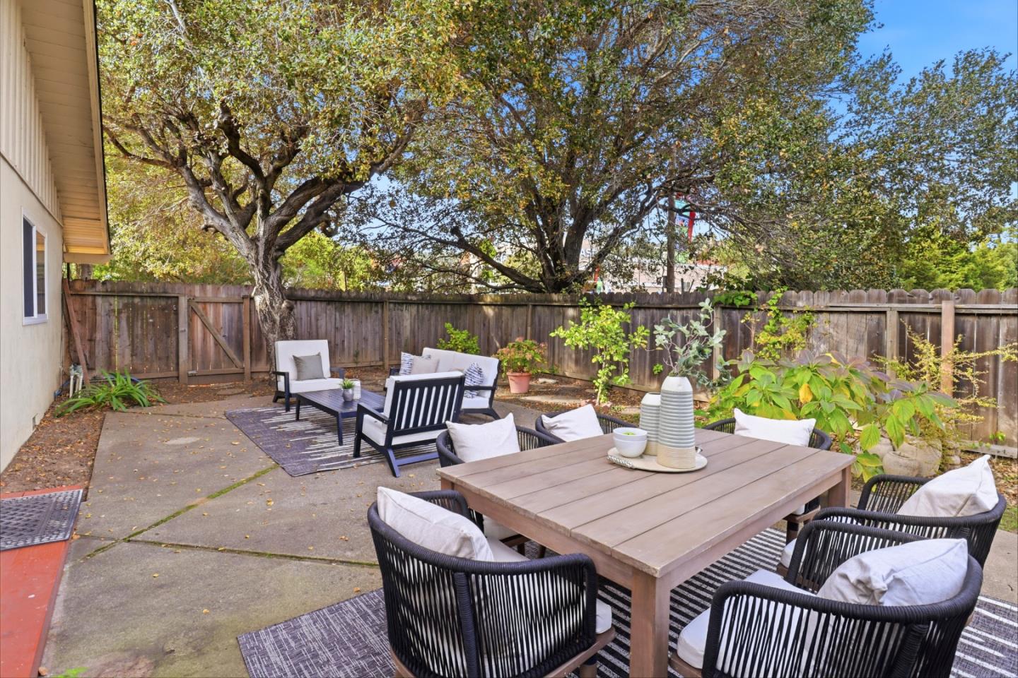 1001 Maywood Drive
