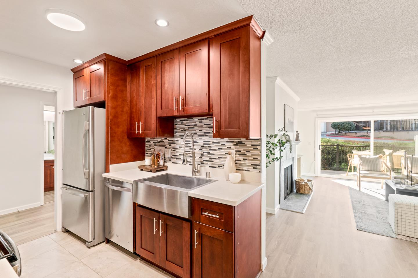 1031 Cherry Avenue 29