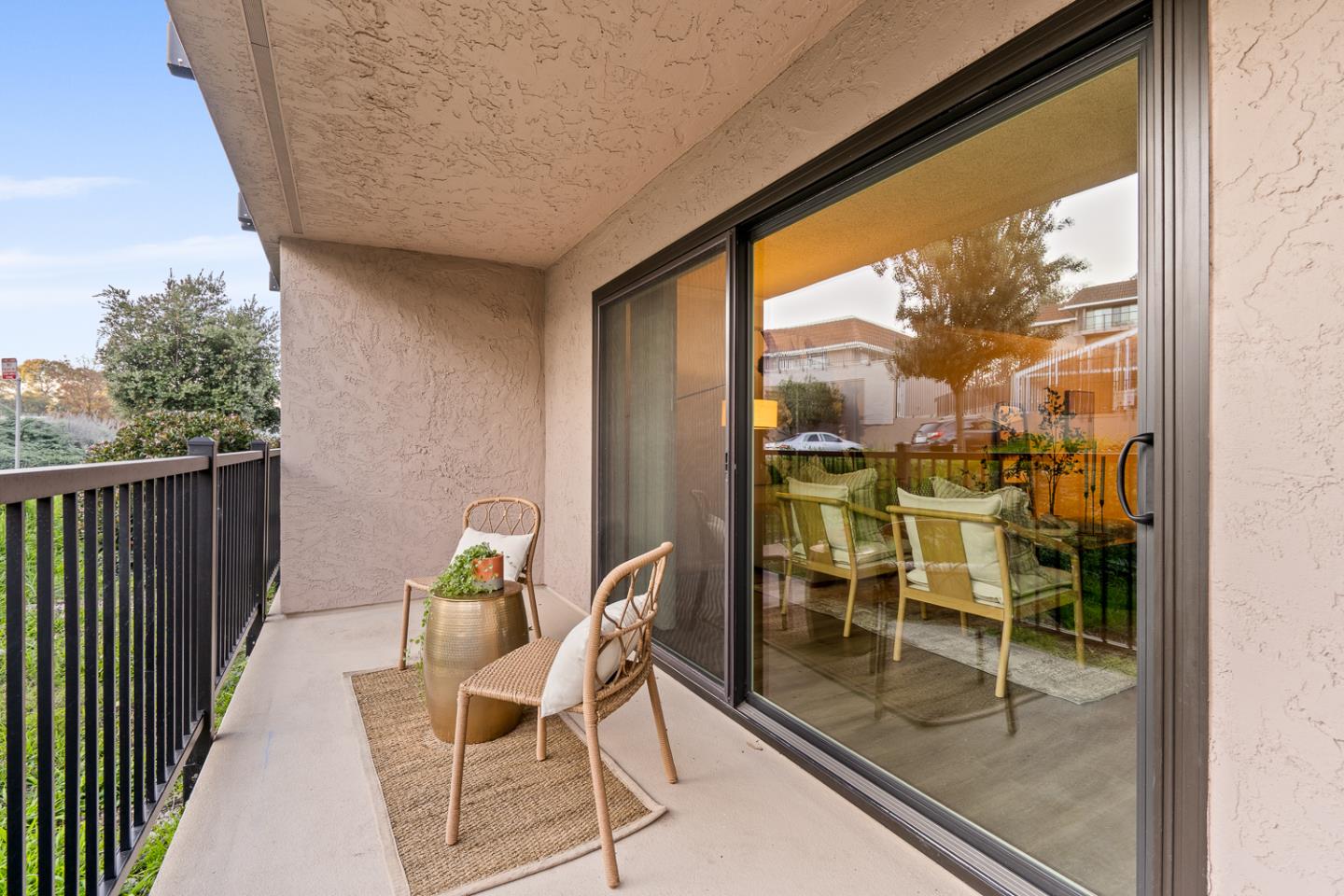 1031 Cherry Avenue 29