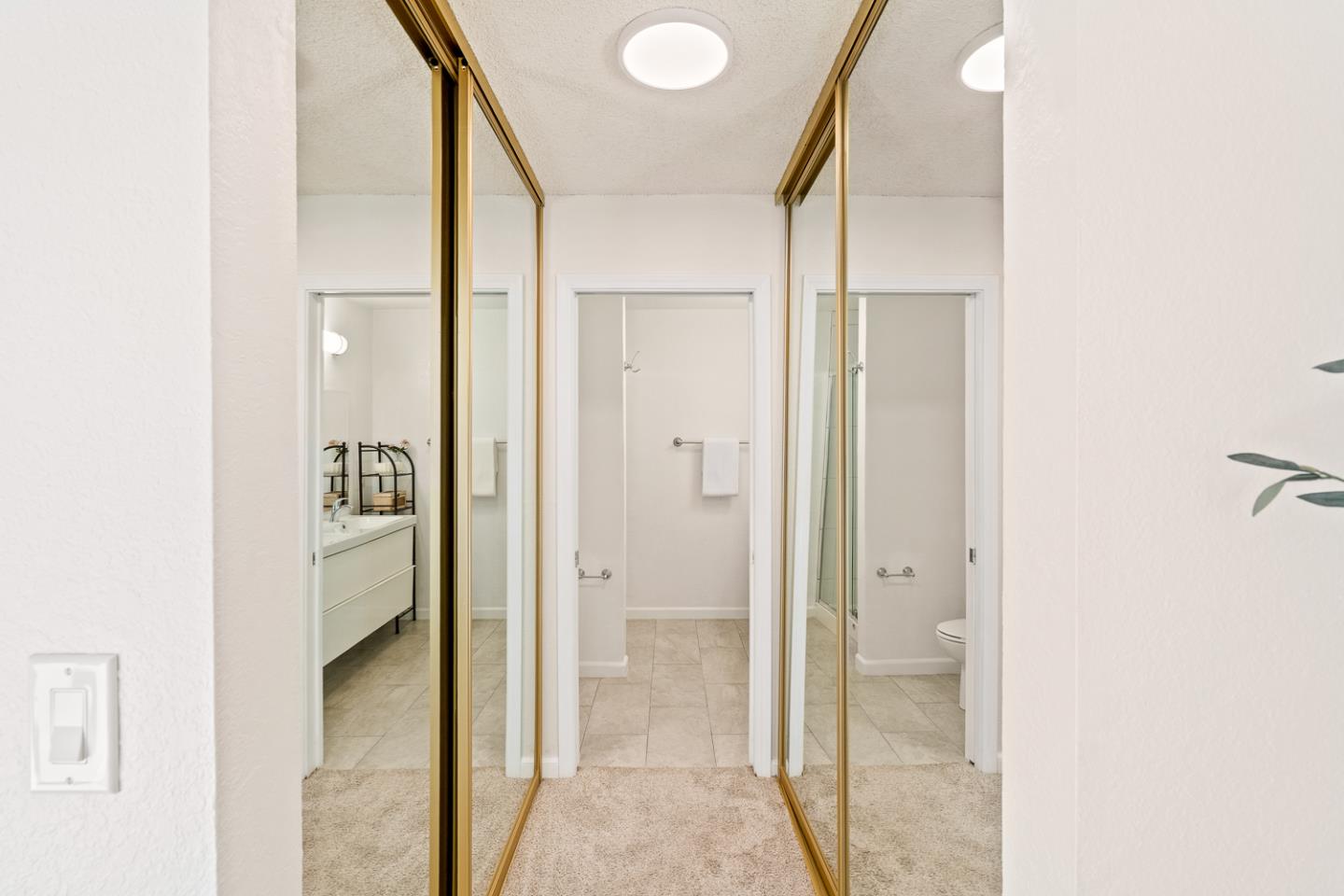 1031 Cherry Avenue 29