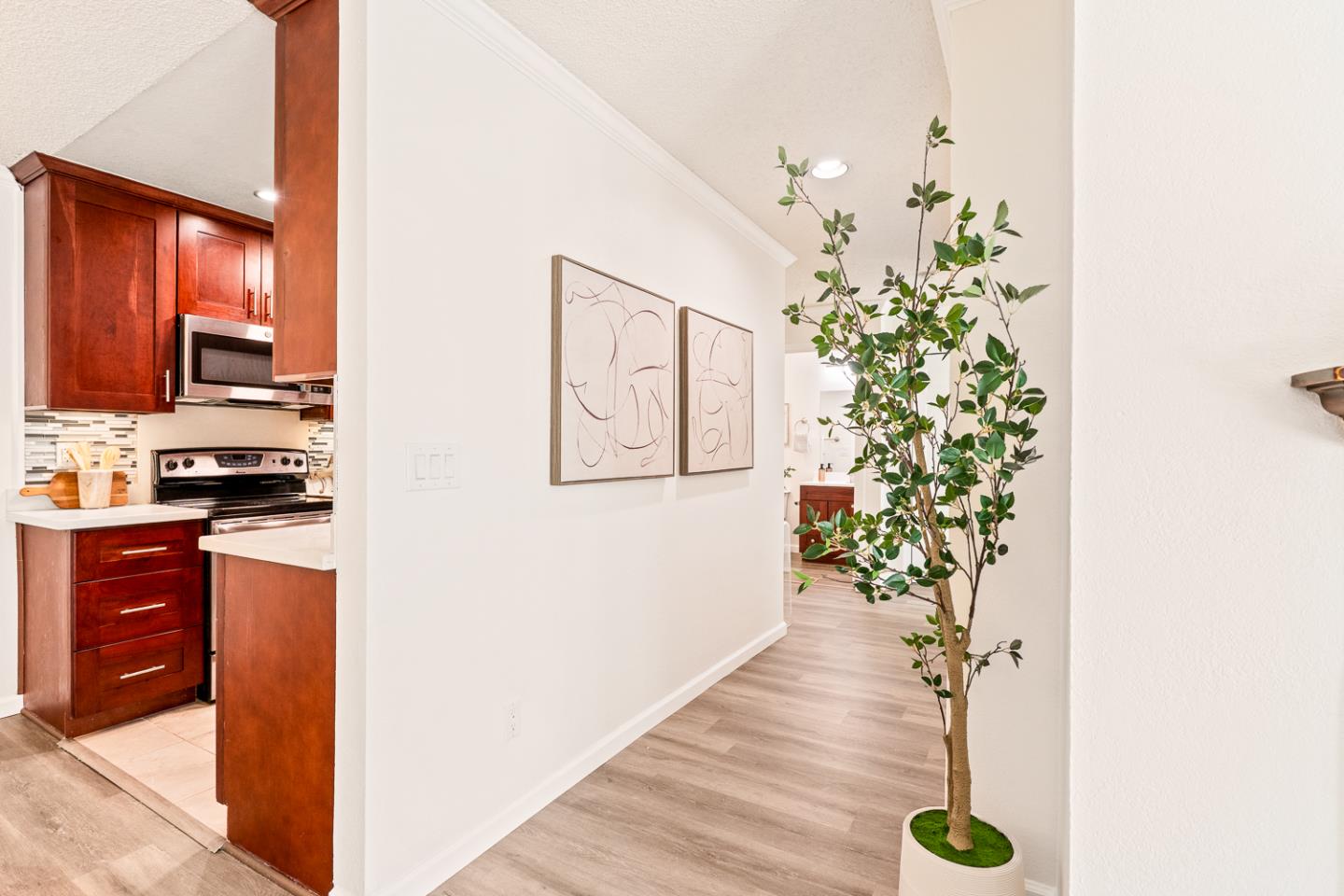 1031 Cherry Avenue 29